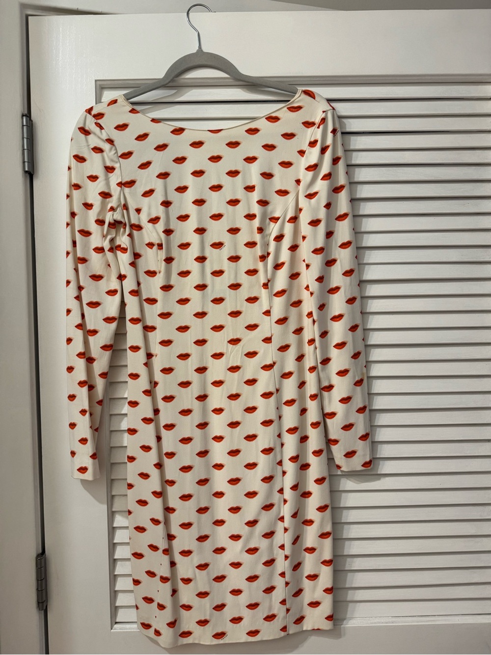 Women’s Prada white&red Long-Sleeve Dress with Red Lip Print